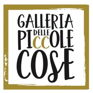 Galleria delle piccole cose: 100 “cose” di vita quotidiana dagli anni '60 al 2000.